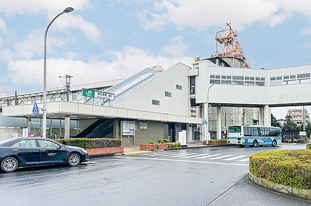 JR常磐線「荒川沖」駅（約1,230m）