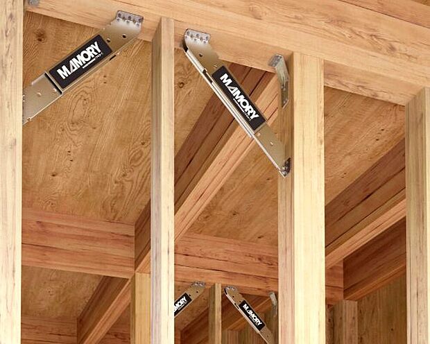 住友ゴム工業の住宅用制振装置「マモリー」装着