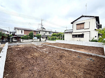 現地外観（手前から2・1号棟）