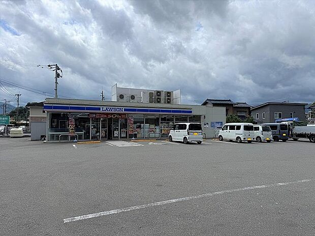 ローソン糸島有田中央一丁目店(約650m)