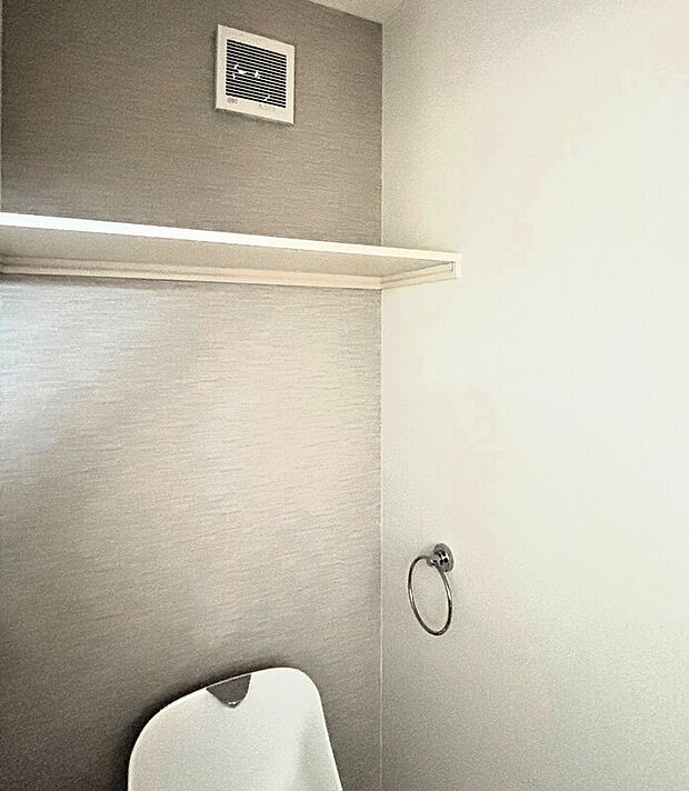 【#グレーインテリア トイレ空間】使いやすさ、お掃除のしやすさだけでなく、清潔性を追求したトイレ(弊社施工例)