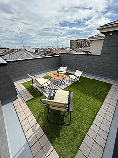 D号棟ルーフバルコニー