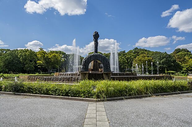 服部緑地(約670m)