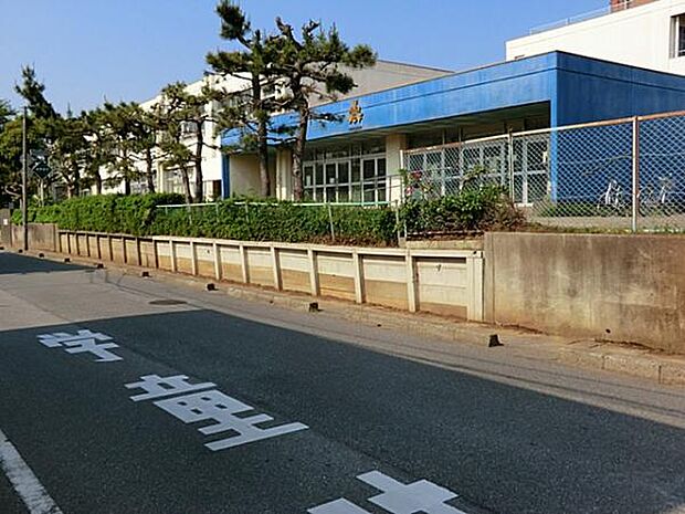 八千代市立八千代台小学校（約1,647m）