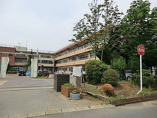 八千代市立八千代台西小学校(約770m)