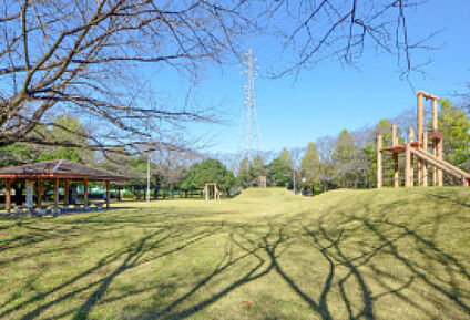 古河市イーエス中央運動公園 現地から2100m～2110m。(徒歩27分。(最長))