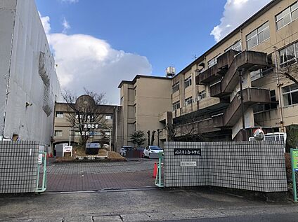岡崎市立南中学校 1941m