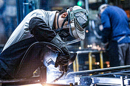 住まい全体の約85%を工場で生産