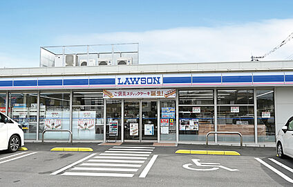 ローソン 北本中丸五丁目店 現地から510m～540m。(徒歩7分。(最長))
