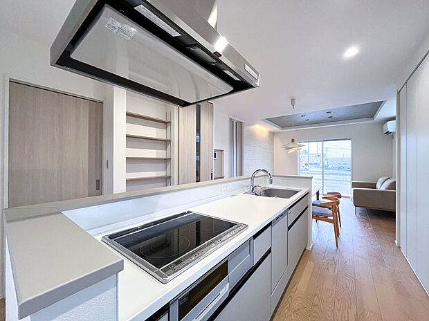 【キッチン/カップボード】IHコンロ /深型食洗機 /タッチレス水栓