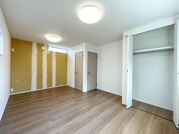 【可変性のあるカスタム空間】将来的に2 部屋に分けることのできる洋室A・B。ご家族のライフスタイルに合わせてフレキシブルに対応できる間取りです。