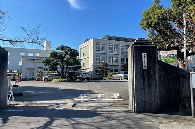 西尾市立西尾小学校