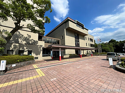 別府市役所 現地から1130m。(徒歩15分。)