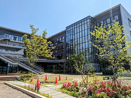 交野市立交野みらい学園 800m(徒歩10分)