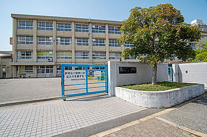 市立山口中学校 約650m(徒歩約9分)
