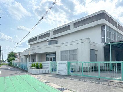 江南市古知野東小学校 867m