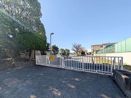 稲沢市立稲沢西中学校 約 1,200 ｍ(徒歩 15 分)