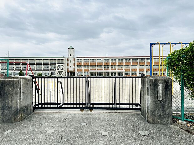 清須市立西枇杷島小学校