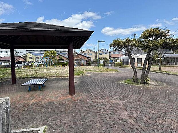 新田北部児童遊園(約220m)