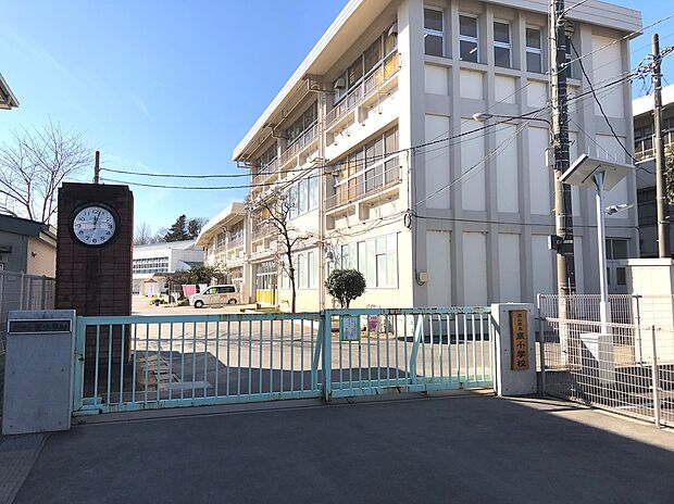 東小学校　1140ｍ