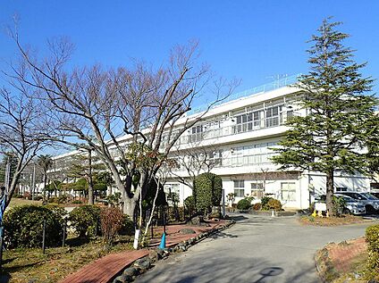 湖北台中学校 693ｍ