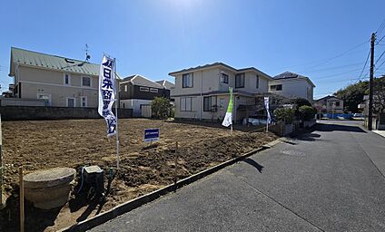 現地写真（前面道路含む）