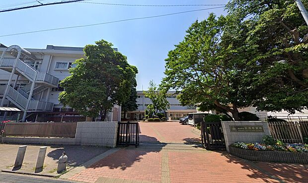 北部中学校（約920m）