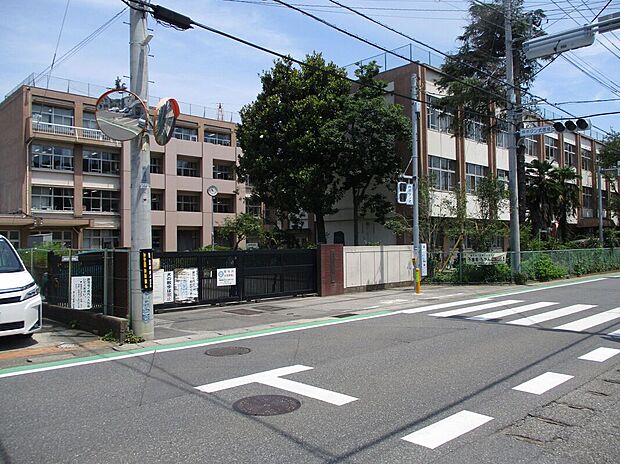 初富小学校（約360m）