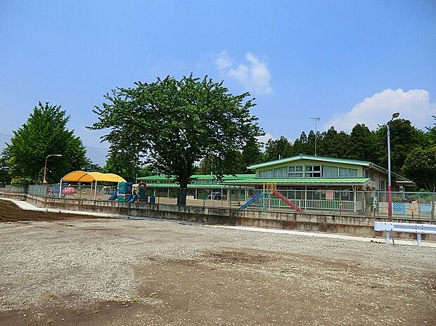 中根保育所(約729m)