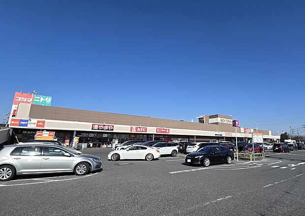 イオンタウン松ヶ崎(約724m)