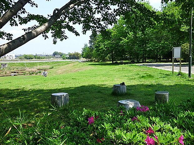 せせらぎ公園(約1,080m)