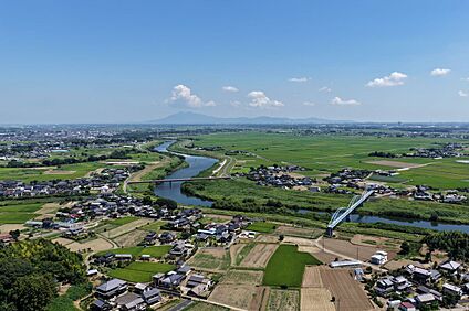 紫峰、筑波山を望む高台！