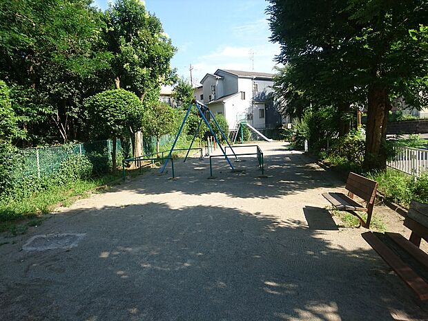 木戸前第二公園（約245m）