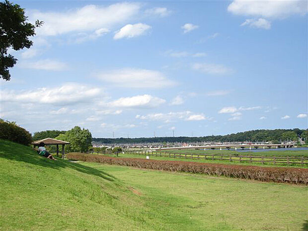 茎崎運動公園(約495m)
