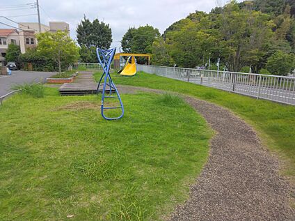 手賀の杜みはらしの広場 87ｍ