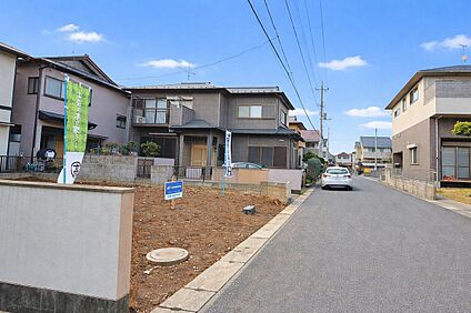 現地写真（前面道路含む）