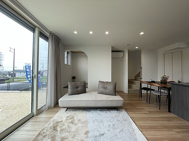 【I-2号地 --軽井沢 Style--】リビング