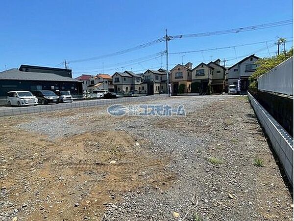 【現地外観】
静かで落ち着いた住環境が魅力な立地！落ち着きある暮らしを実現できます♪