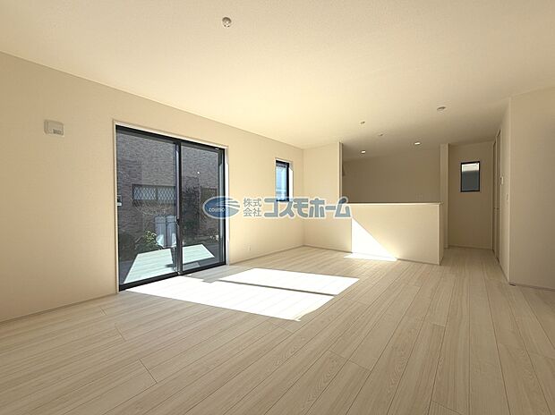 【【LDK】】LDKは16.75帖!ゆとりある空間で家族団らんの時間をお過ごしいただけます♪