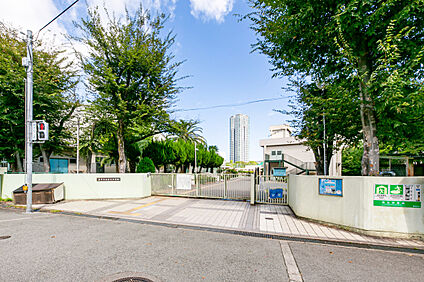 豊中市立第九中学校 現地から1200m。(徒歩15分。)