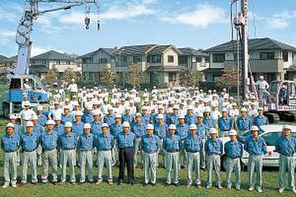 高い品質を保証するため、自社で施工する「直接責任施工体制」
