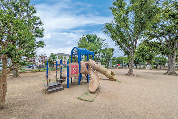 上青木公園(現地より徒歩3分)