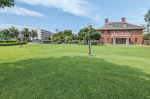 ベルモント公園（現地より徒歩15分）