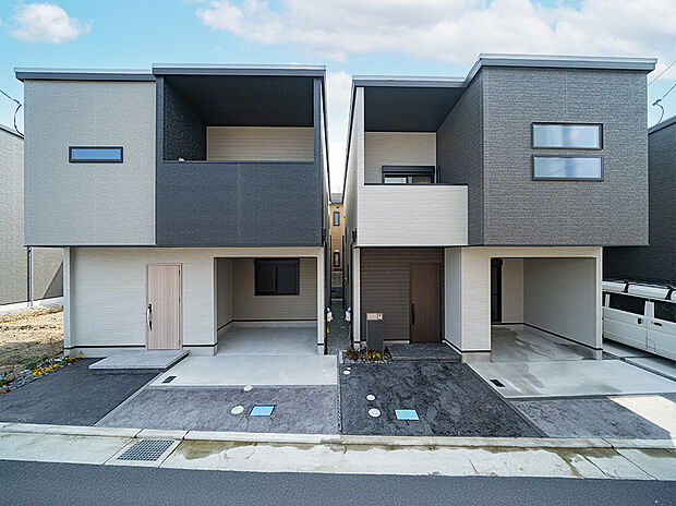 ここから始まる、新しい毎日。
25家族の笑顔が広がる大きな街。
理想のライフスタイルを形にしました。