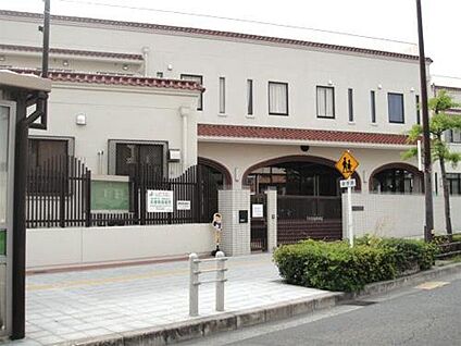 大阪市立塩草立葉小学校 約800m(徒歩10分)
