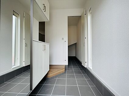 【玄関・施工例】