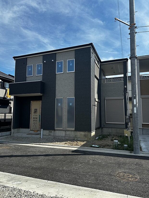 【【現地外観写真】】住まいの品質と性能にこだわった長期優良住宅。安心で快適な暮らしを実現できます。ぜひ、現地にお越しくださいませ。