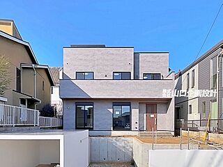 風格のある佇まい/長期優良住宅/ZEH水準クリアの省エネ性能//LovEingTown山口5009 外観