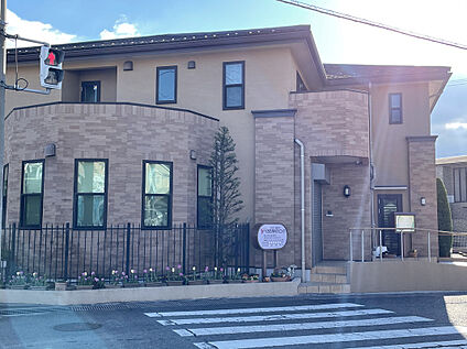 くろだ内科クリニック 約464m～約607m(徒歩6分～8分)