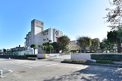 水戸市立笠原中学校 現地から620m～800m。(徒歩8分～10分。)